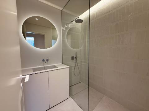 Arrendamento anual : Apartamento T2 em condomínio de prestígio - Quarteira