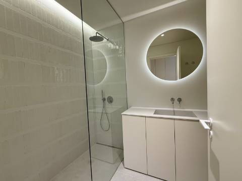 Arrendamento anual : Apartamento T2 em condomínio de prestígio - Quarteira