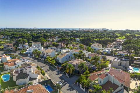 Moradia V3+1 - Vilamoura