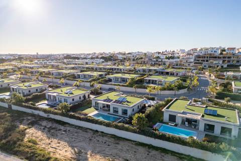 Moradia de Luxo V4 - Primeira Linha da Ria Formosa, Faro