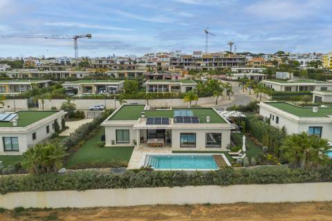 Moradia de Luxo V4 - Primeira Linha da Ria Formosa, Faro