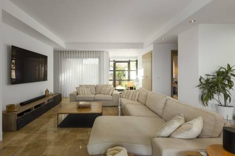 Moradia de Luxo V4 - Primeira Linha da Ria Formosa, Faro