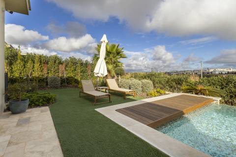 Moradia de Luxo V4 - Primeira Linha da Ria Formosa, Faro