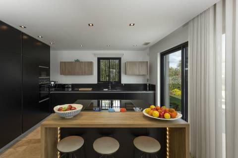 Moradia de Luxo V4 - Primeira Linha da Ria Formosa, Faro