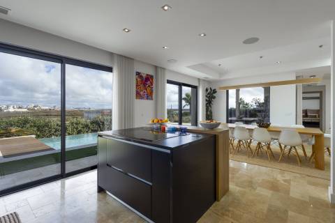 Moradia de Luxo V4 - Primeira Linha da Ria Formosa, Faro