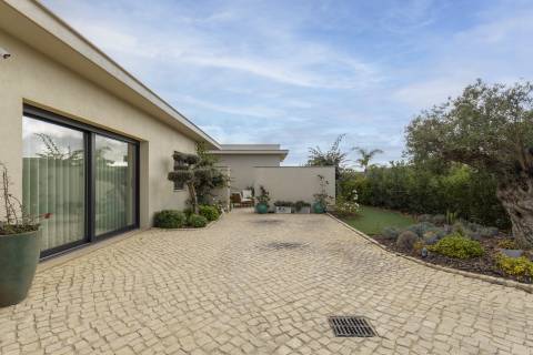 Moradia de Luxo V4 - Primeira Linha da Ria Formosa, Faro