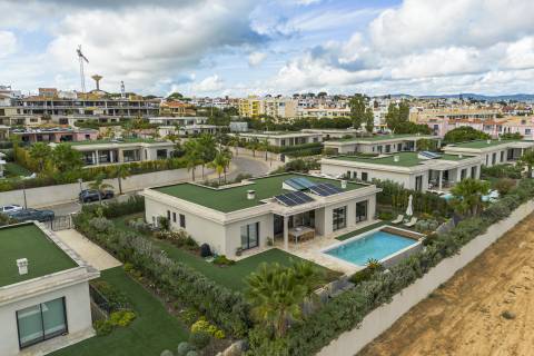 Moradia de Luxo V4 - Primeira Linha da Ria Formosa, Faro