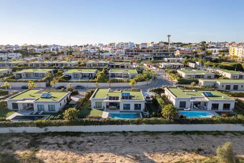 Moradia de Luxo V4 - Primeira Linha da Ria Formosa, Faro