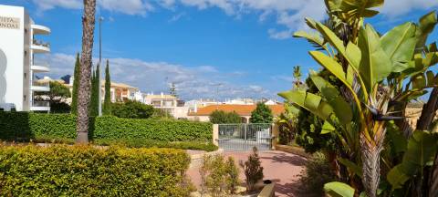 Magnifico Apartamento T1- Olhos d'Água - Albufeira para arrendamento ao Ano.