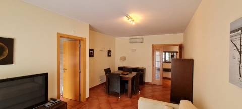 Magnifico Apartamento T1- Olhos d'Água - Albufeira para arrendamento ao Ano.