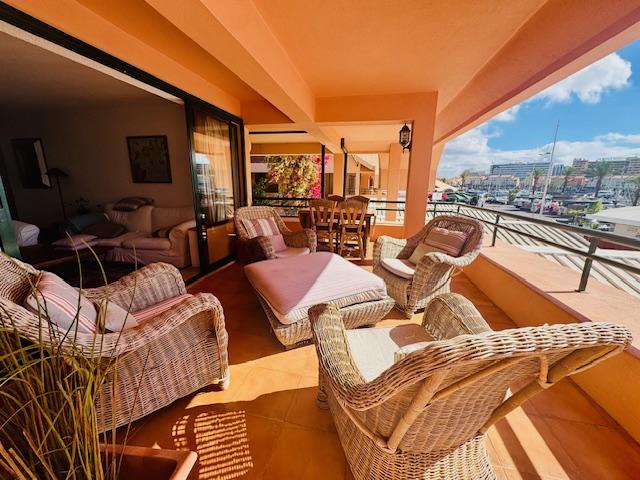 Oportunidade Excecional - Apartamento T2 na Primeira Linha da Marina de Vilamoura