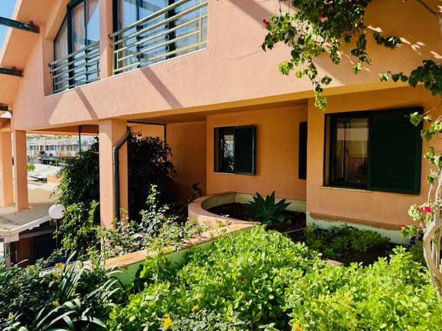 Oportunidade Excecional - Apartamento T2 na Primeira Linha da Marina de Vilamoura