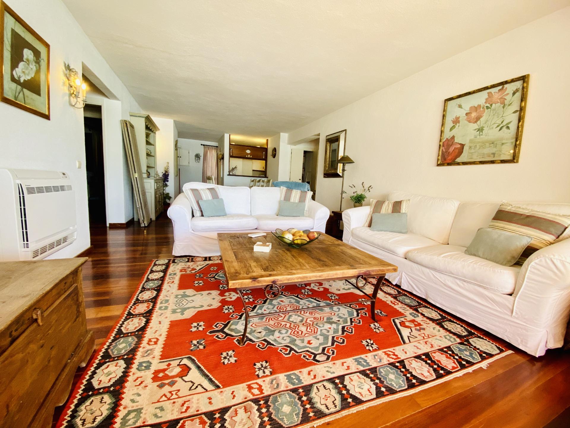 Oportunidade Excecional - Apartamento T2 na Primeira Linha da Marina de Vilamoura