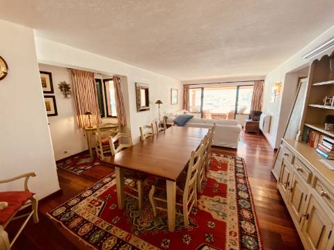 Oportunidade Excecional - Apartamento T2 na Primeira Linha da Marina de Vilamoura