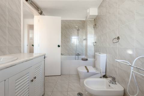 Apartamento T2+1 Frente à Marina - Vilamoura