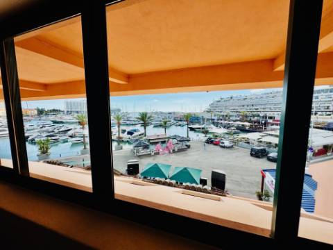 Apartamento T2+1 Frente à Marina - Vilamoura
