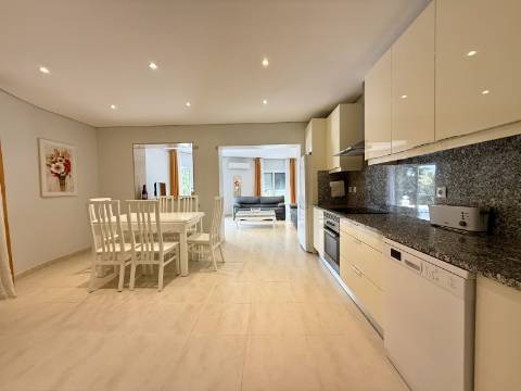 Moradia V4 - Almancil, arrendamento anual