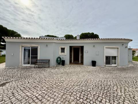 Moradia V4 - Almancil, arrendamento anual