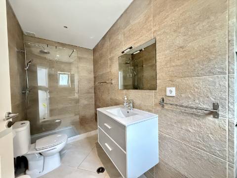 Moradia V4 - Almancil, arrendamento anual