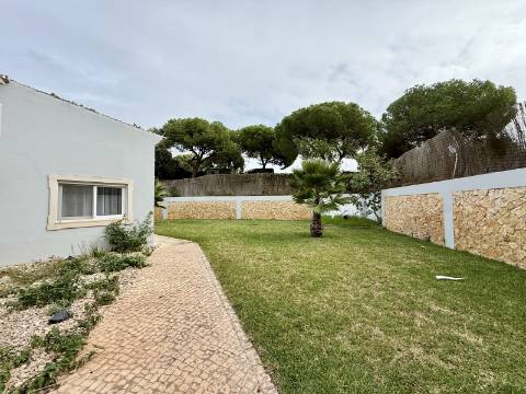 Moradia V4 - Almancil, arrendamento anual