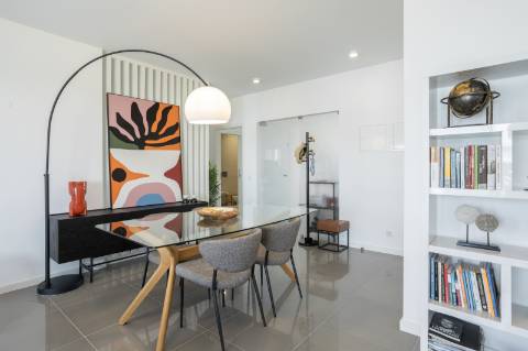 Fantástico apartamento T2 no Centro de Almancil