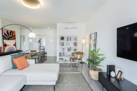 Fantástico apartamento T2 no Centro de Almancil