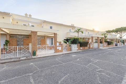 Magnífica moradia V3 - Vilamoura