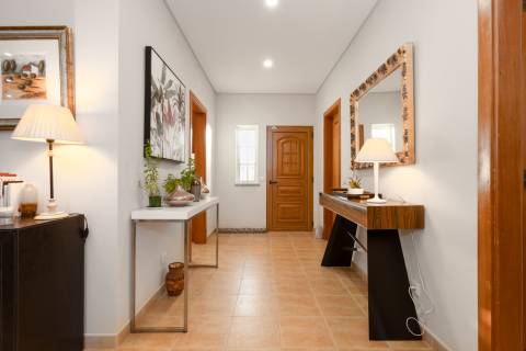 Moradia V3+1 com piscina privada, localização privilegiada - Vilamoura