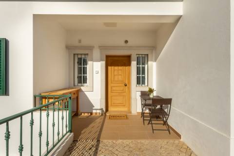 Moradia V3+1 com piscina privada, localização privilegiada - Vilamoura