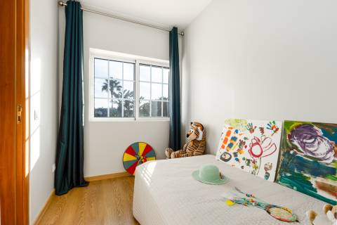 Moradia V3+1 com piscina privada, localização privilegiada - Vilamoura