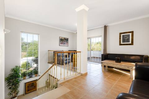 Moradia V3+1 com piscina privada, localização privilegiada - Vilamoura