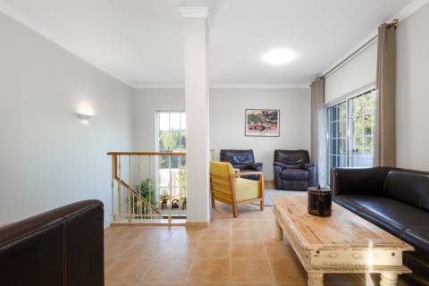 Moradia V3+1 com piscina privada, localização privilegiada - Vilamoura
