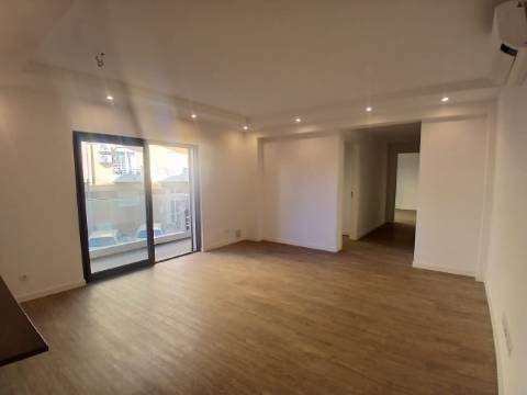 Apartamento T2 - Arrendamento anual Olhão