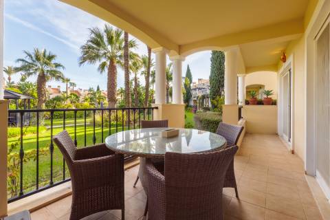 Elegante apartamento T2+1 na prestigiada residência Palmyra, Vila Sol