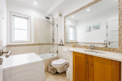 Elegante apartamento T2+1 na prestigiada residência Palmyra, Vila Sol