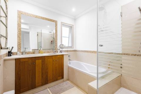 Elegante apartamento T2+1 na prestigiada residência Palmyra, Vila Sol