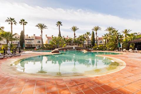 Elegante apartamento T2+1 na prestigiada residência Palmyra, Vila Sol