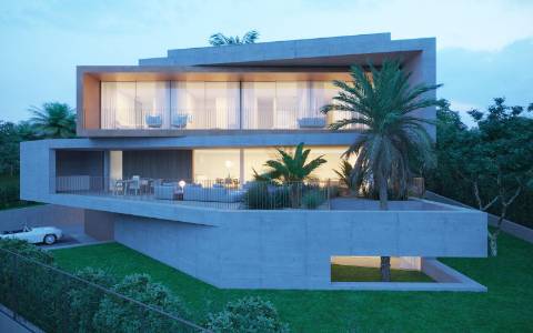 Nova moradia Isolada V4 em construção - Vale formoso