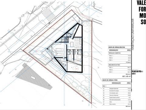 Nova moradia Isolada V4 em construção - Vale formoso