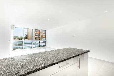 Apartamento renovado T0 - Vilamoura