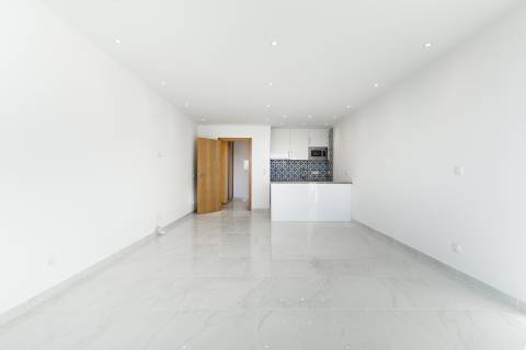 Apartamento renovado T0 - Vilamoura