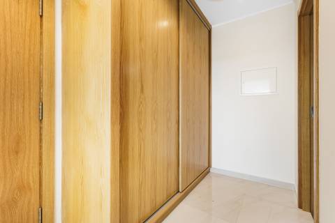 Apartamento renovado T0 - Vilamoura