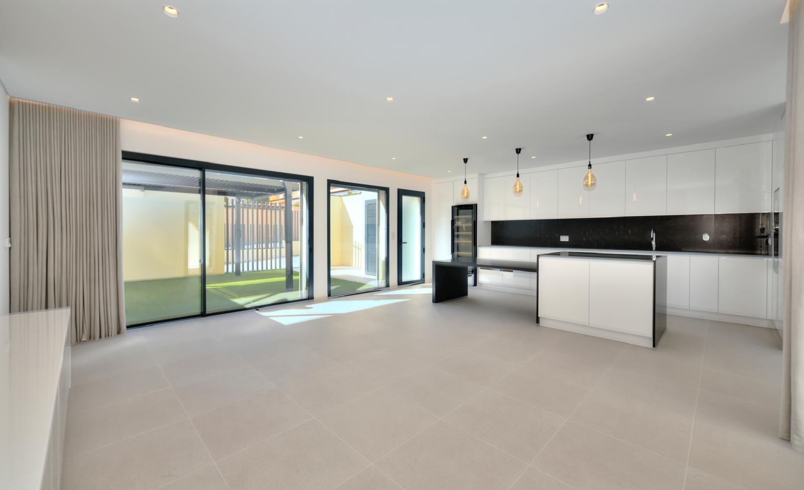 Moradia contemporânea térrea com 3 quartos, em zona tranquila, em Vilamoura