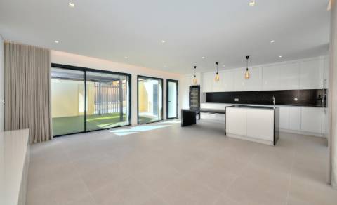 Moradia contemporânea térrea com 3 quartos, em zona tranquila, em Vilamoura