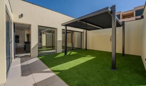 Moradia contemporânea térrea com 3 quartos, em zona tranquila, em Vilamoura