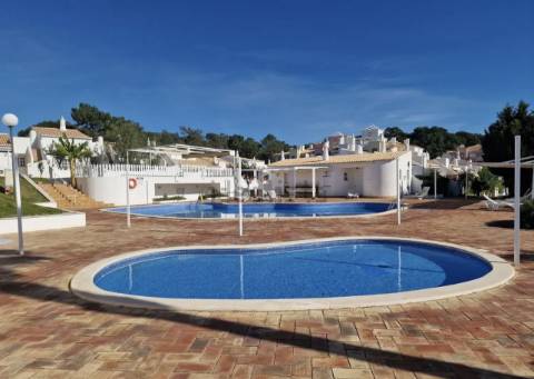 Moradia geminada V3 - Vilamoura