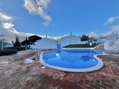 Moradia geminada V3 - Vilamoura