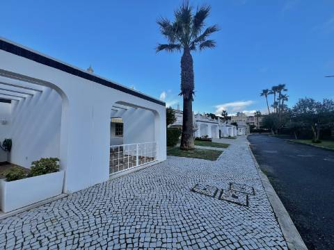 Moradia geminada V3 - Vilamoura