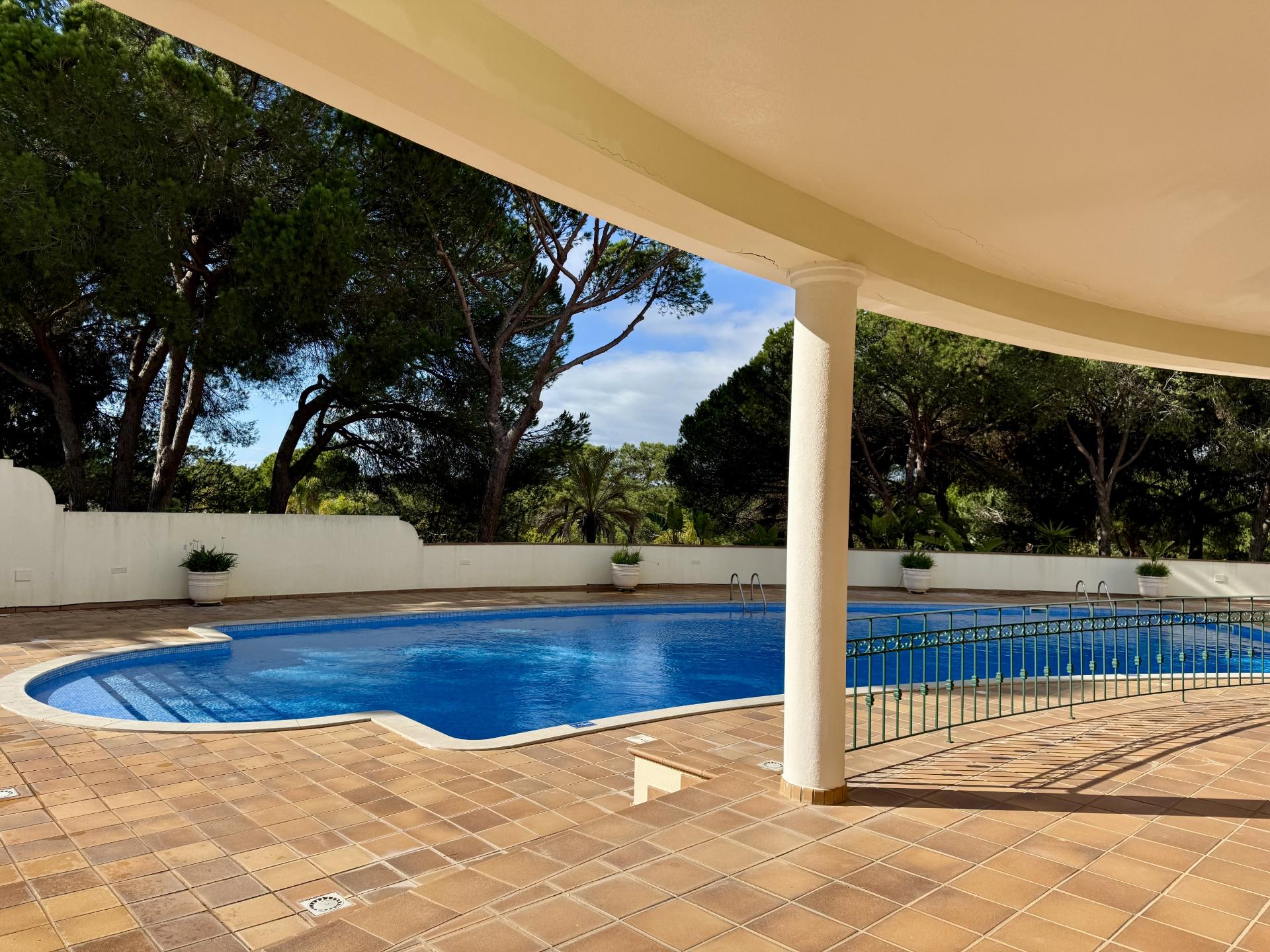 Apartamento T2 - Pinheiros Altos, Almancil