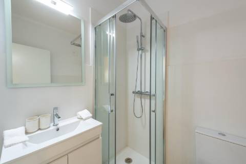 Moradia de charme V3, perto da praia e do golfe no prestigiado Triângulo Dourado, Fonte Santa - Quarteira
